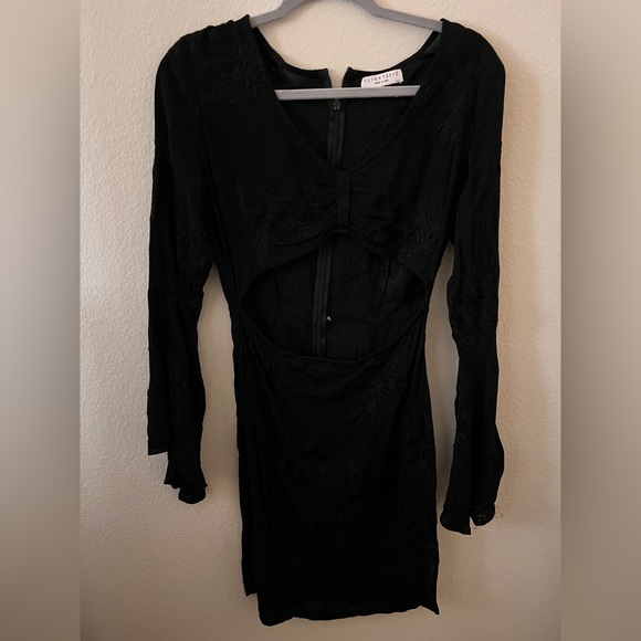 Flynn skye - Picture 1 of 3